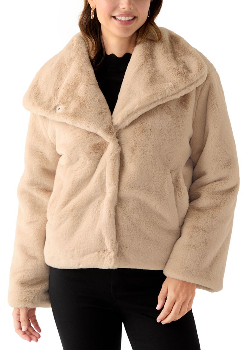 Womens Cozy Fur Coat