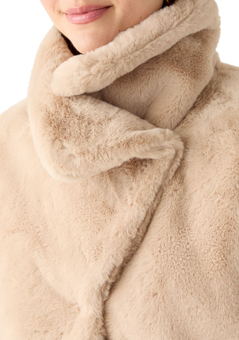 Womens Cozy Fur Coat