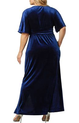 Women's Plus Verona Velvet Evening Gown