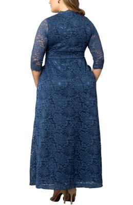 Women's Plus Maria Lace Evening Gown