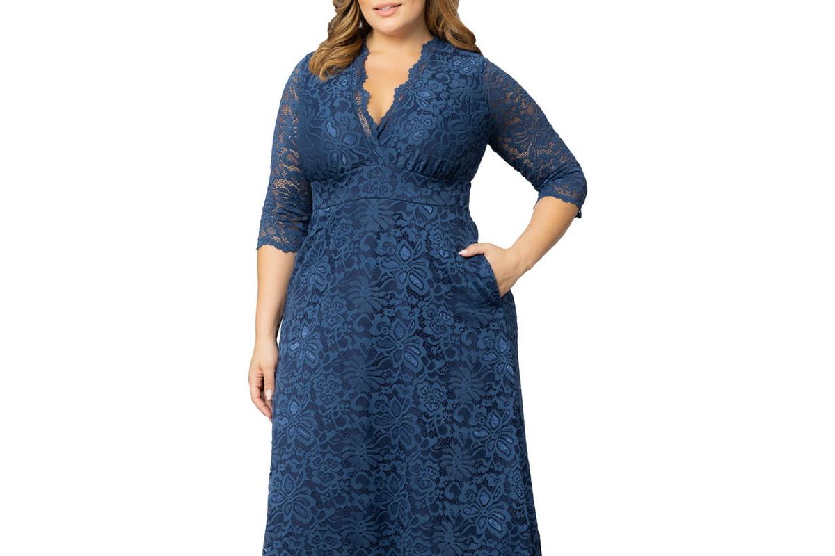 Womens Plus Size Maria Lace Evening Gown