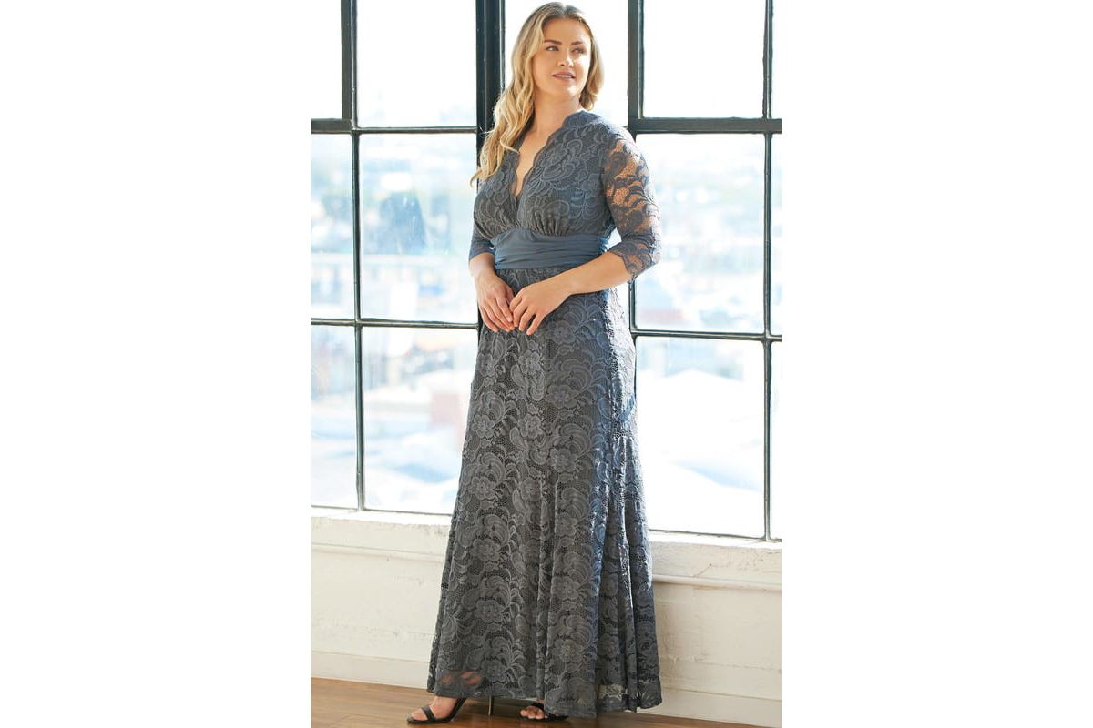 Womens Plus Size Screen Siren Lace Evening Gown