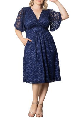 Women's Plus Starry Sequined Lace Cocktail Dress