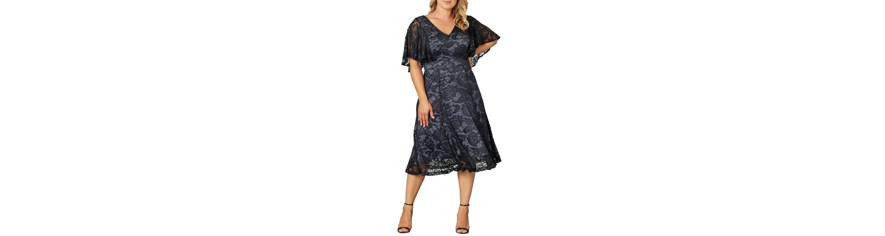 Womens Plus Size Camille Lace Cocktail Dress