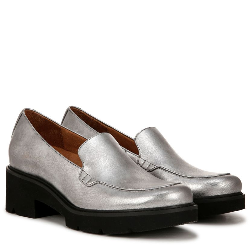 Cabaret Loafer