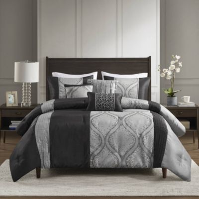 Lori 6 Piece Jacquard Comforter Set with Throw Pillows