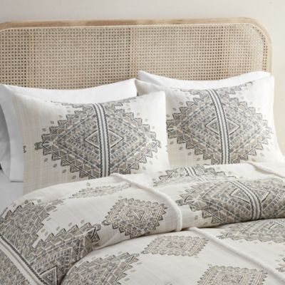 Ibiza 4 Piece Printed Duvet Cover Set with Throw Pillow