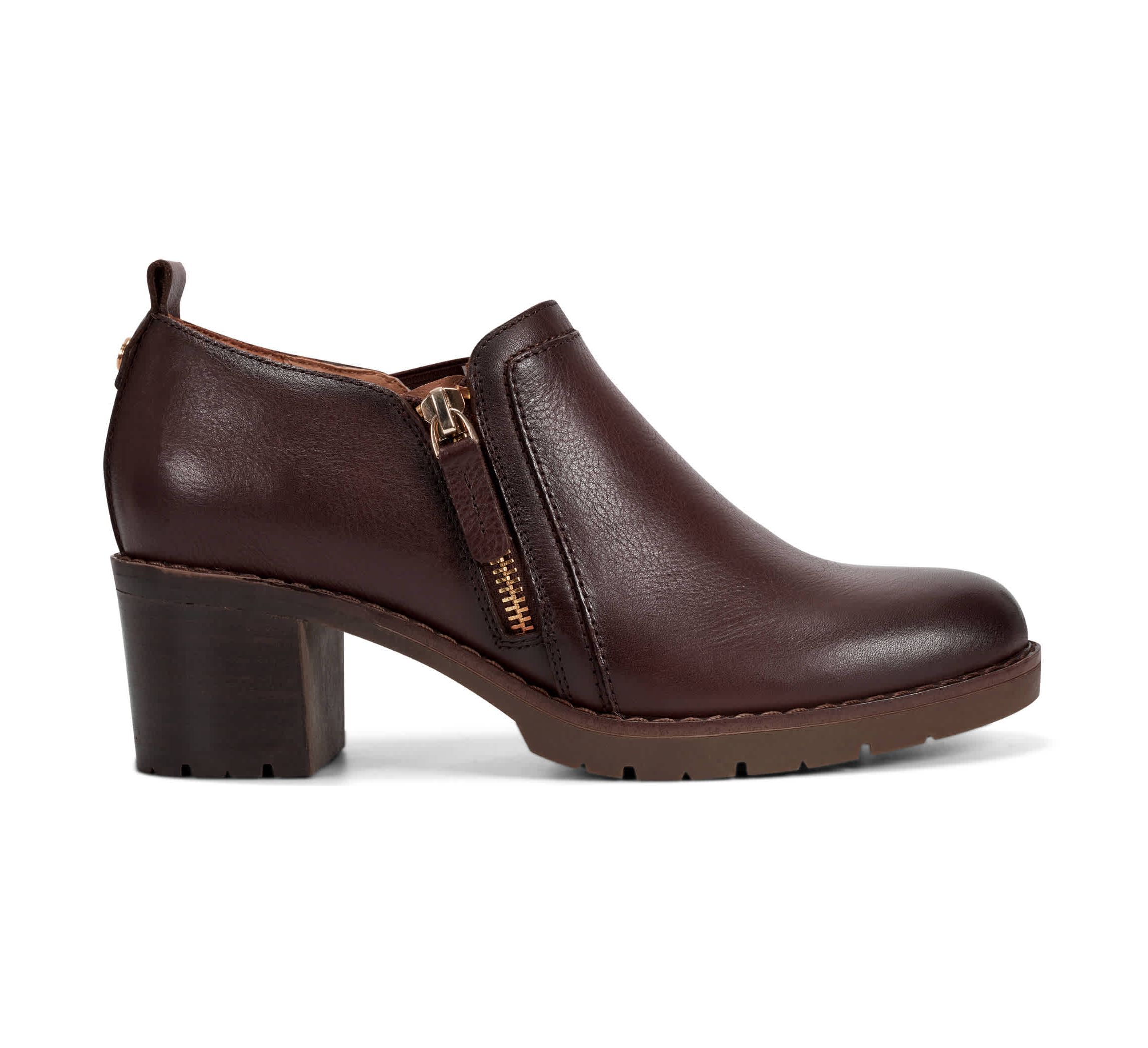 Cosa eFlex Almond Toe Side Zipper Shooties