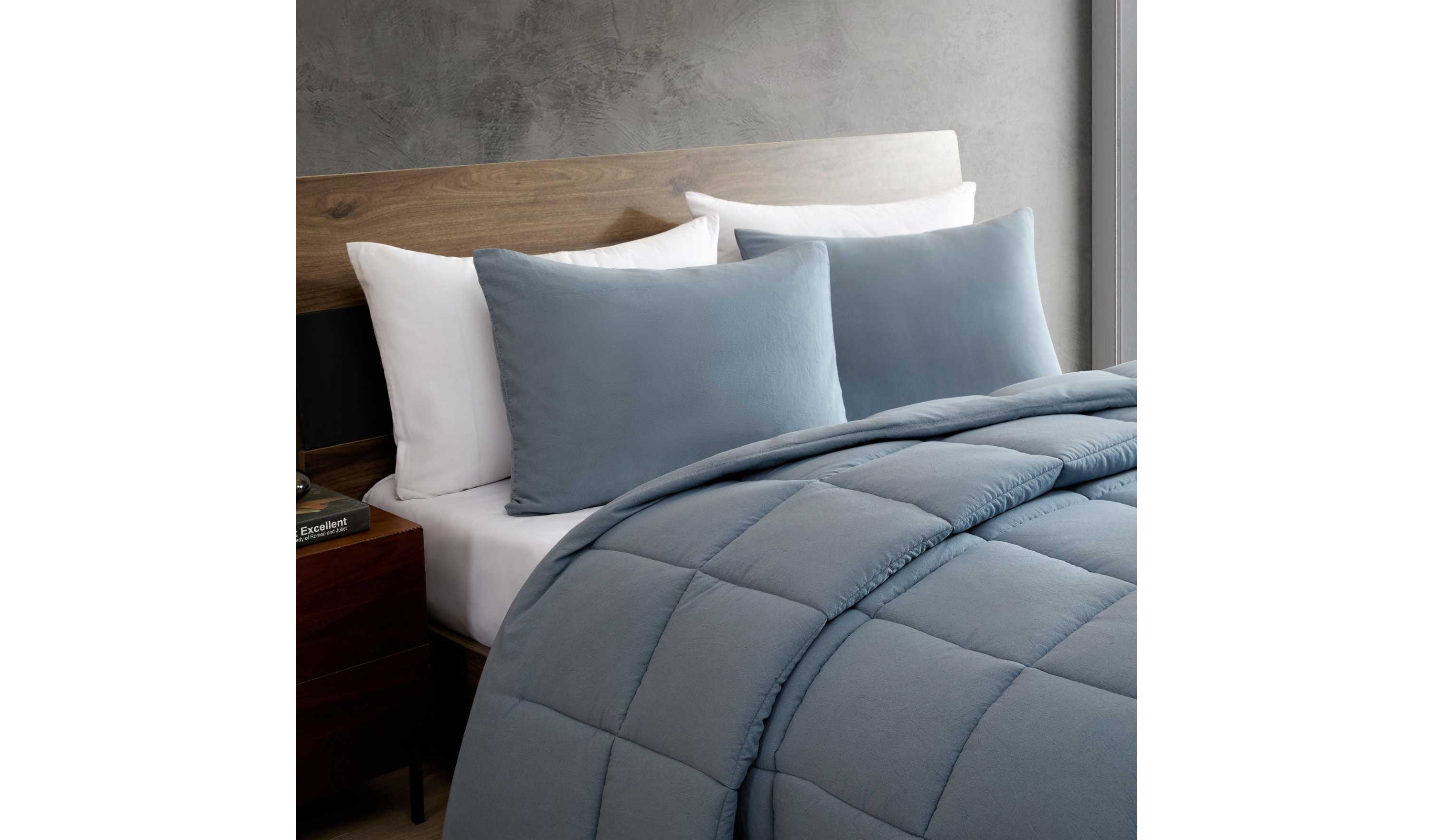 Solid Microfiber Comforter Set