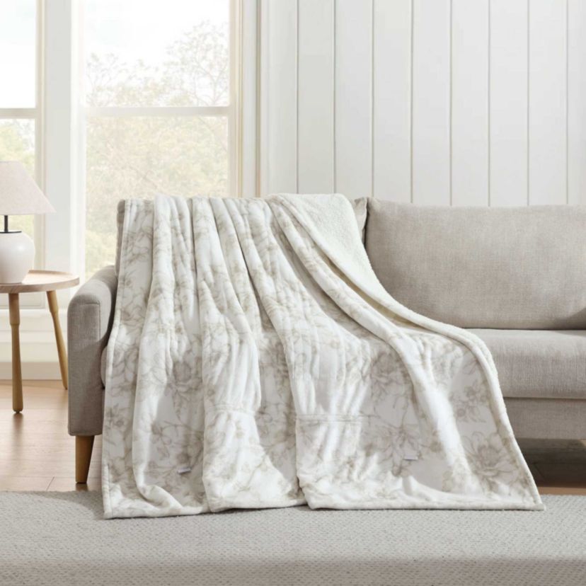 Wistful Blooms Microfiber Blanket