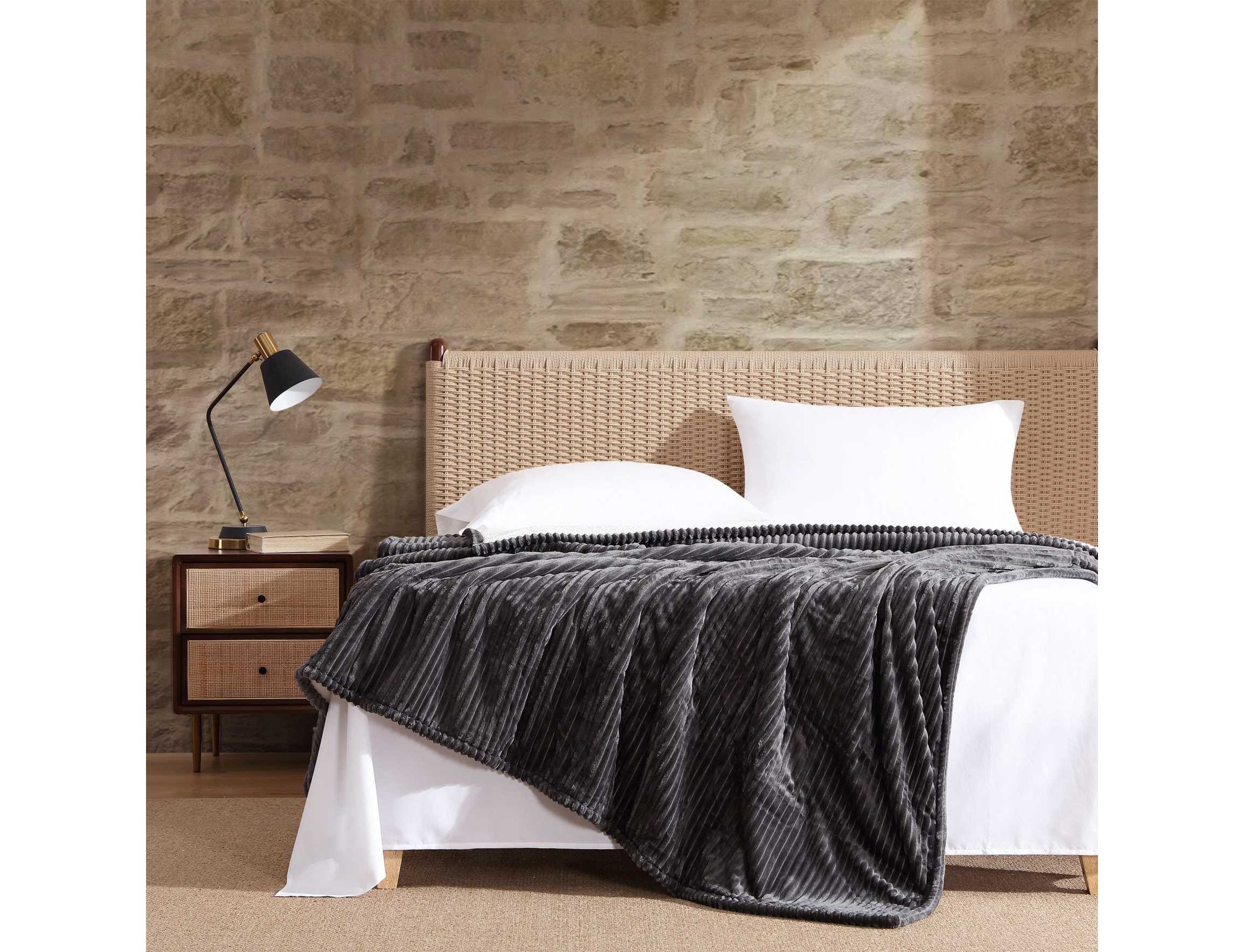 Mountain Valley Microfiber Blanket