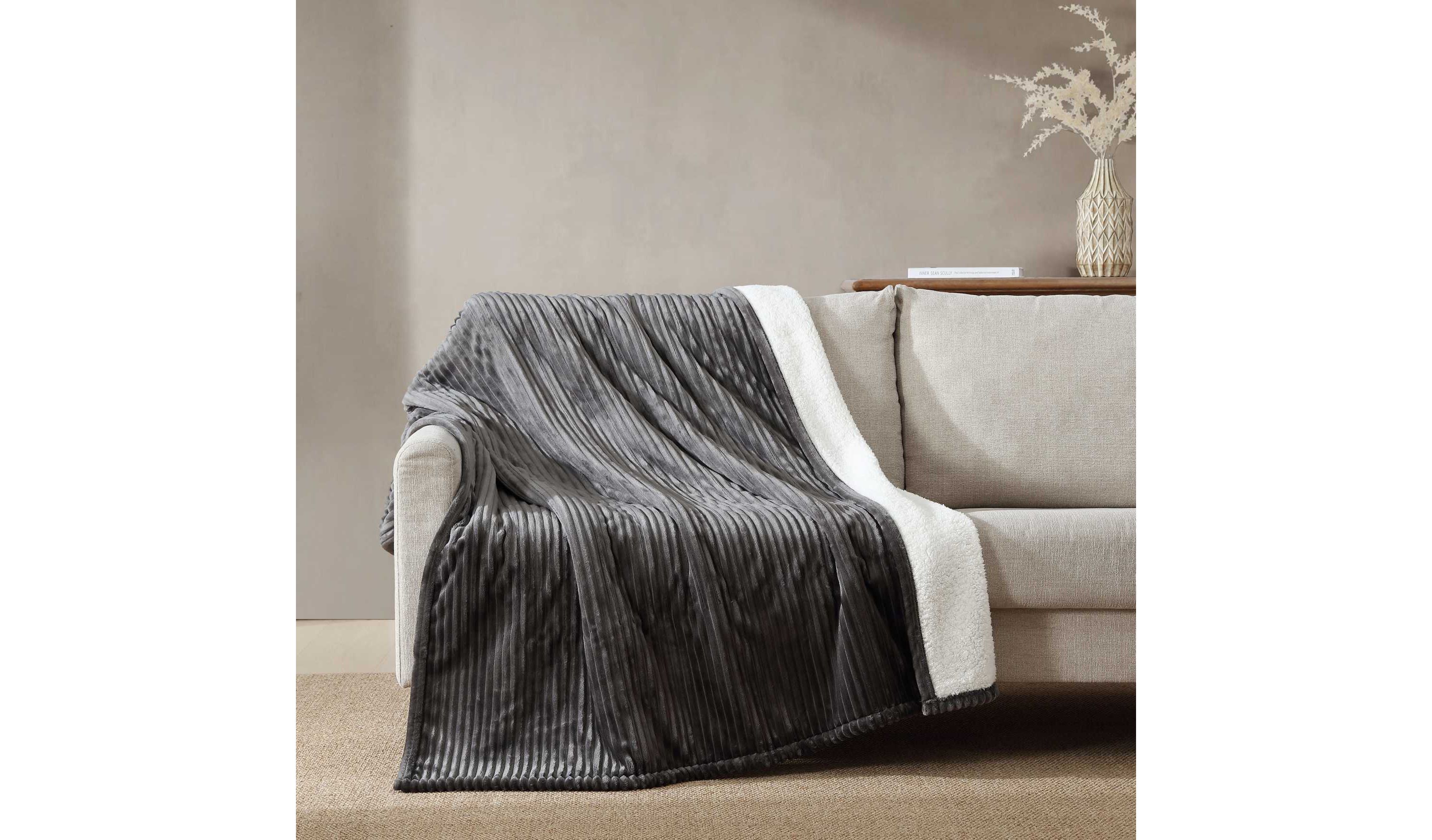 Mountain Valley Microfiber Blanket