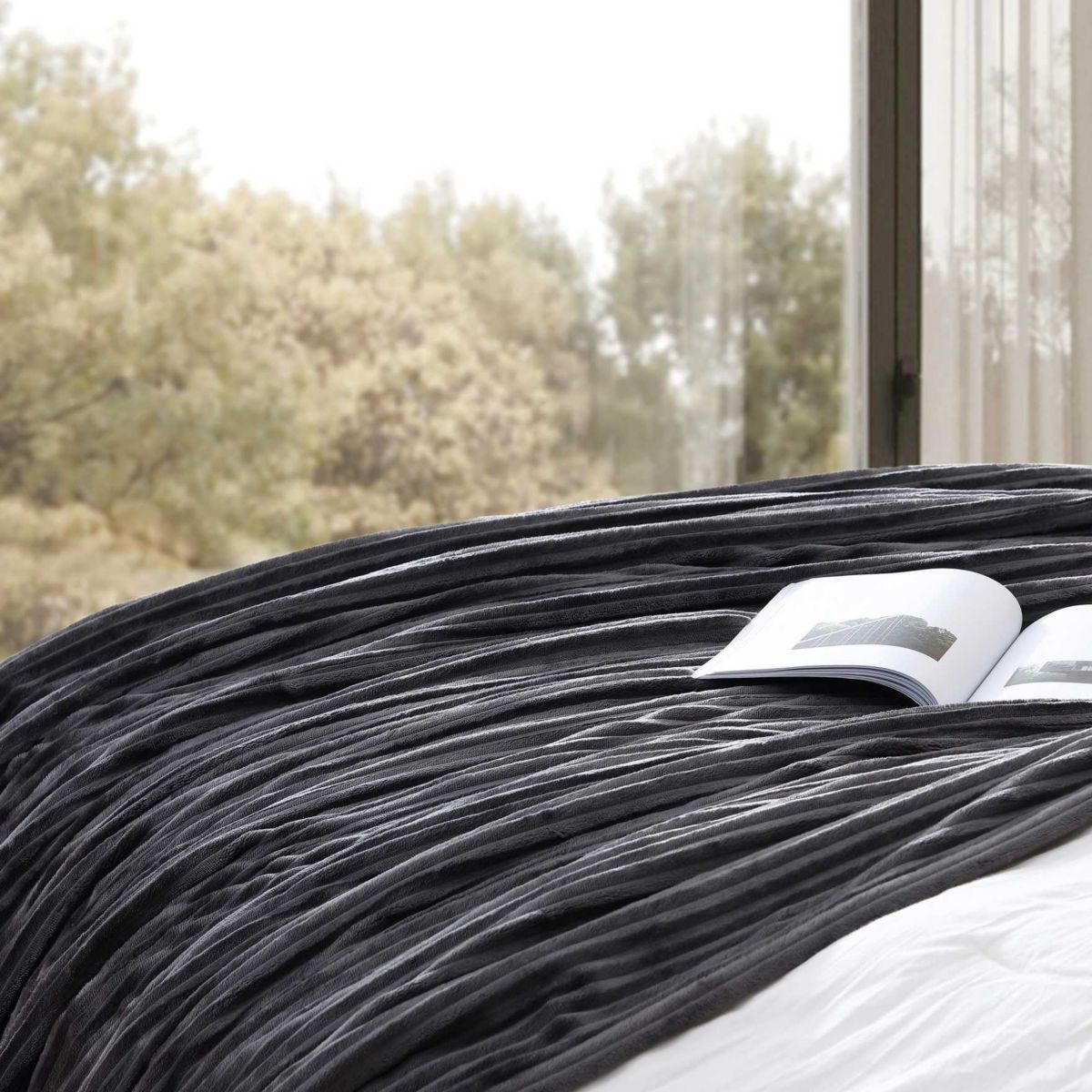 Mountain Valley Microfiber Blanket