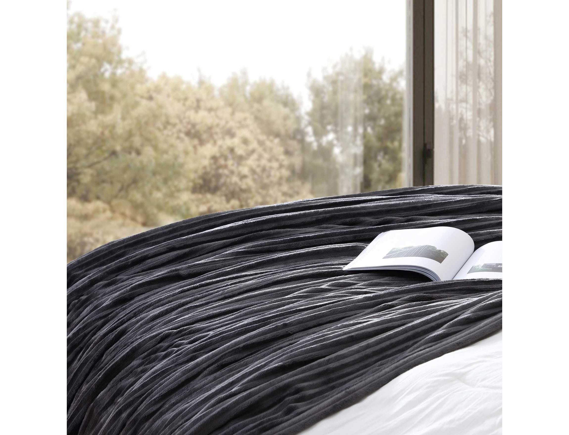 Mountain Valley Microfiber Blanket