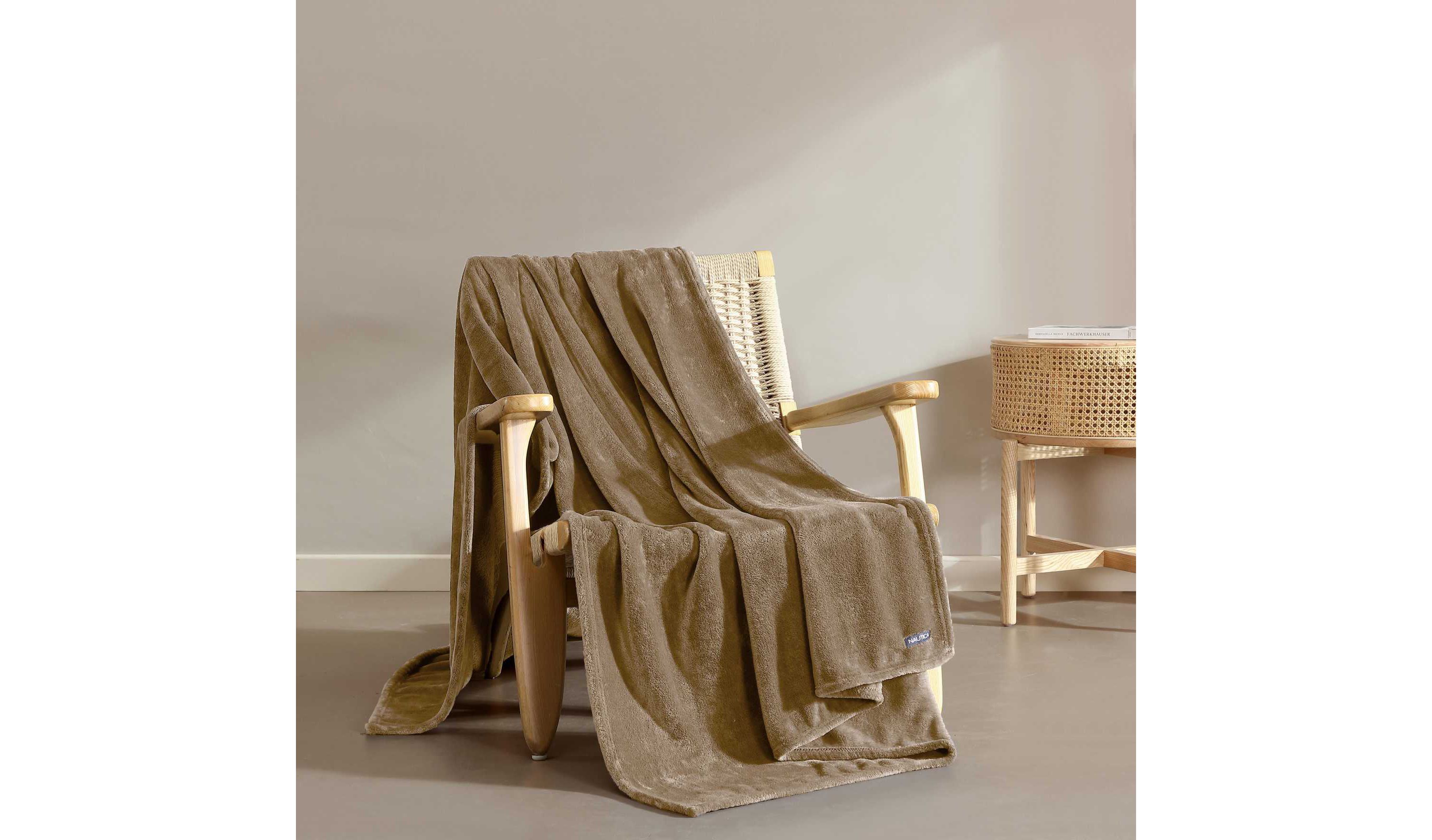 Soft Tides Microfiber Blanket