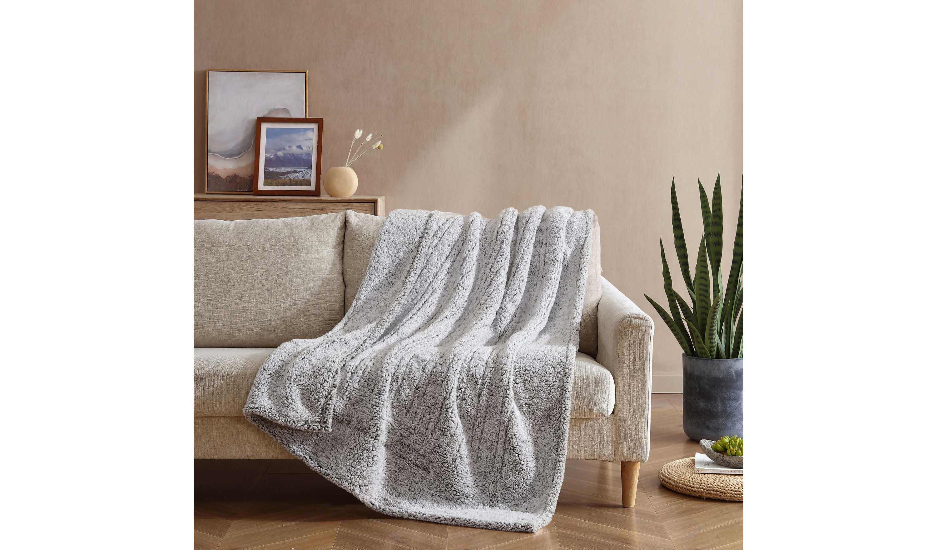 Lookout Mountain Microfiber Blanket