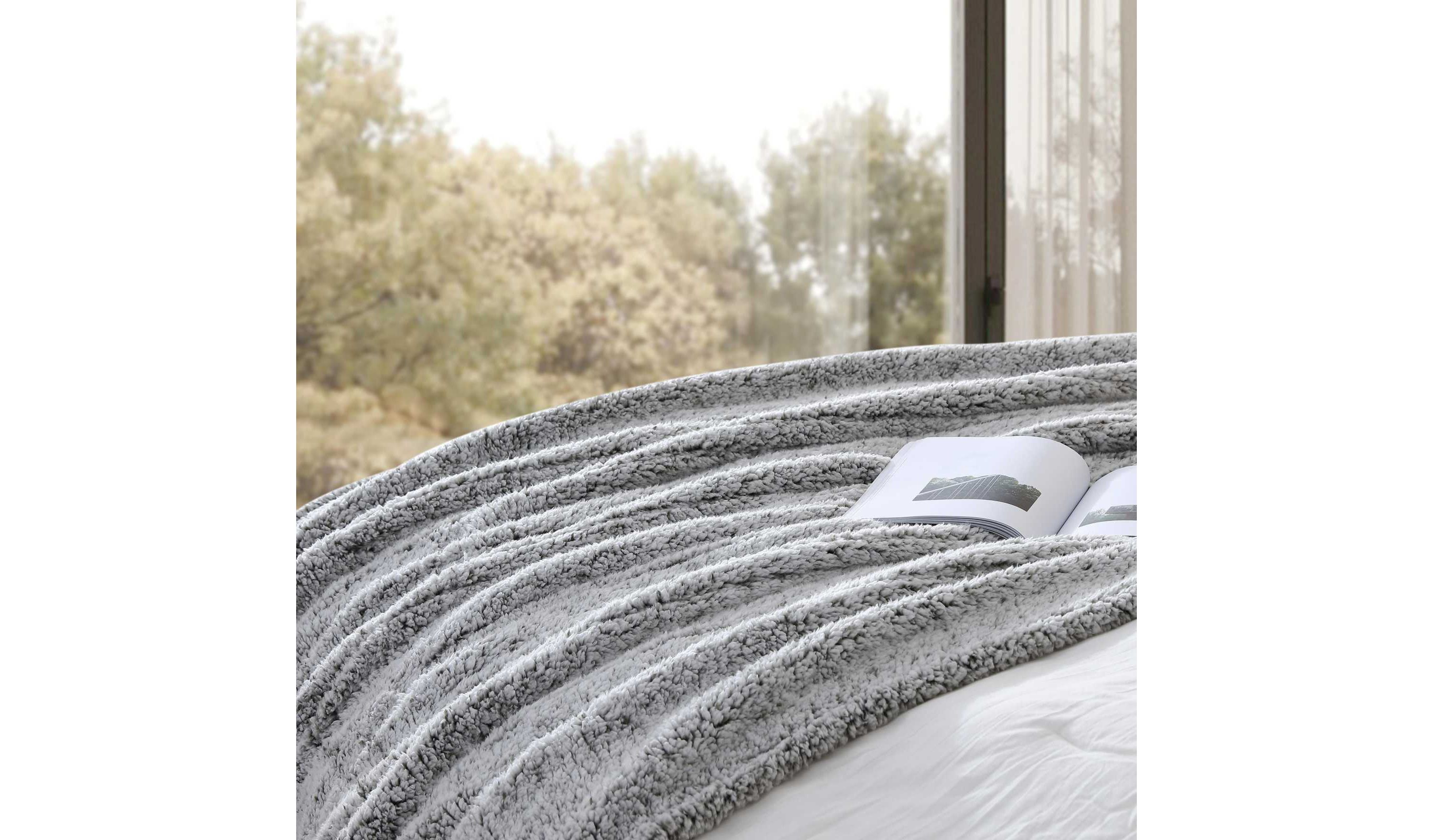 Lookout Mountain Microfiber Blanket