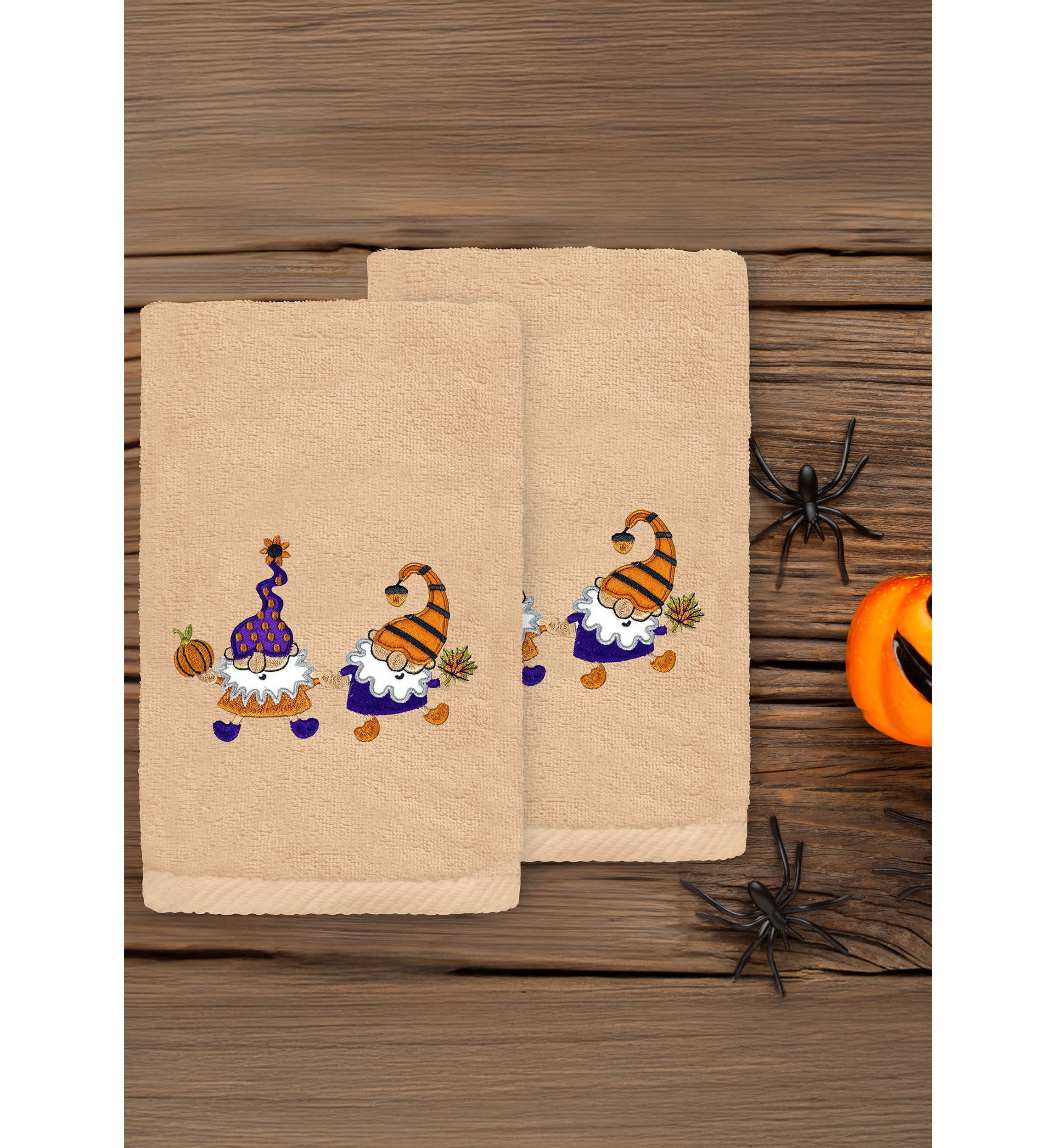 HALLOWEEN GNOMES Hand Towels Set of 2