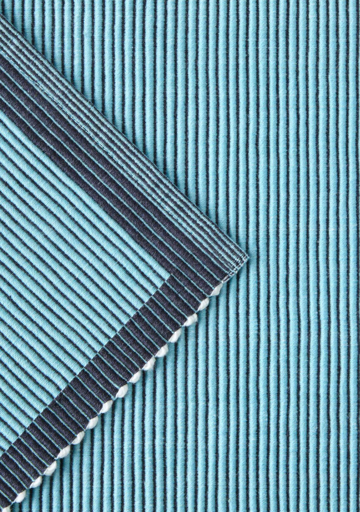 Garden Party Table Runner 14" x 72"