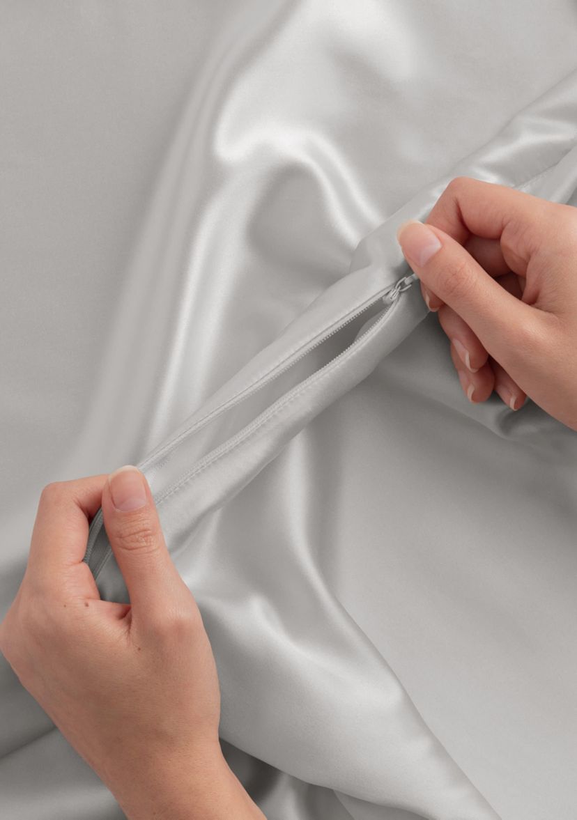 100% Mulberry Silk Pillowcase