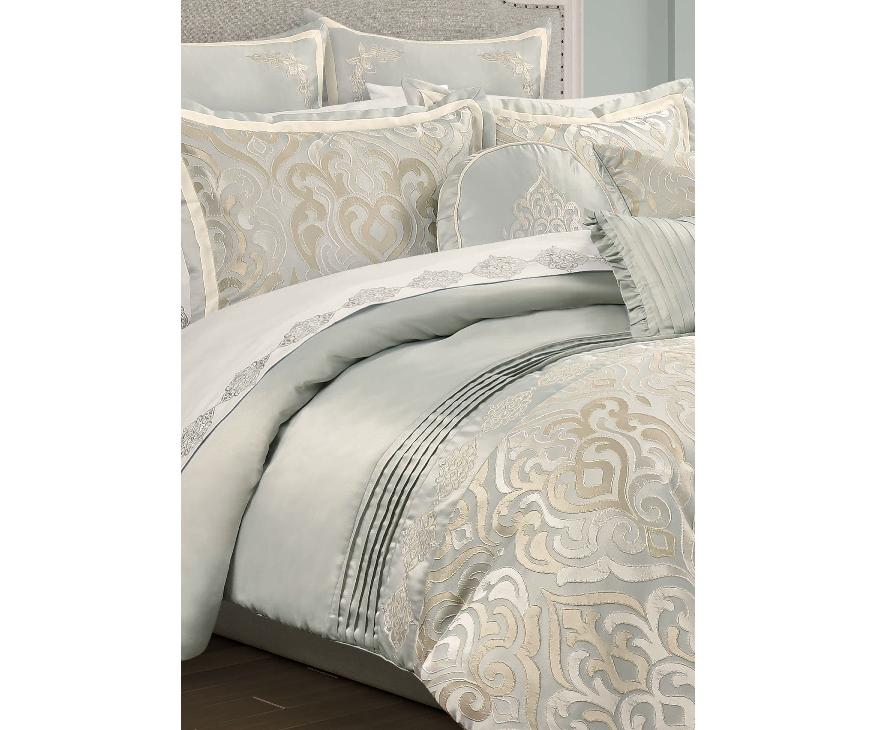 Calmfield 3pc. Comforter Set