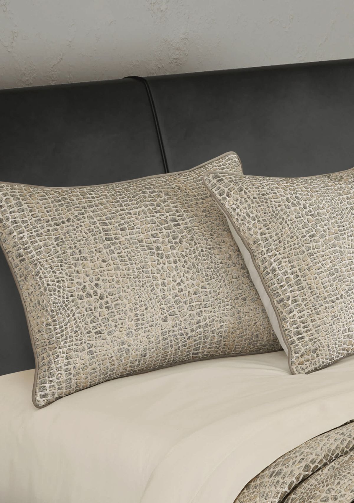 Habitat 4pc. Comforter Set