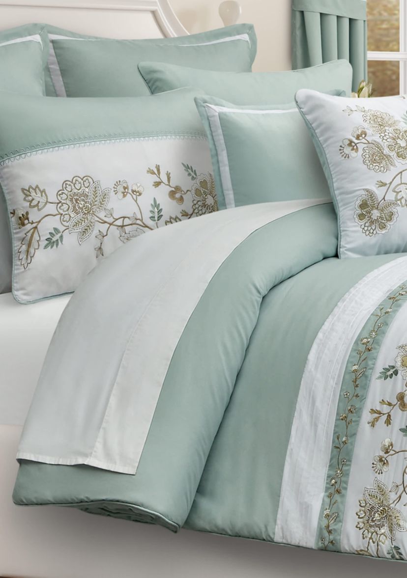 Spring Social 3pc. Comforter Set