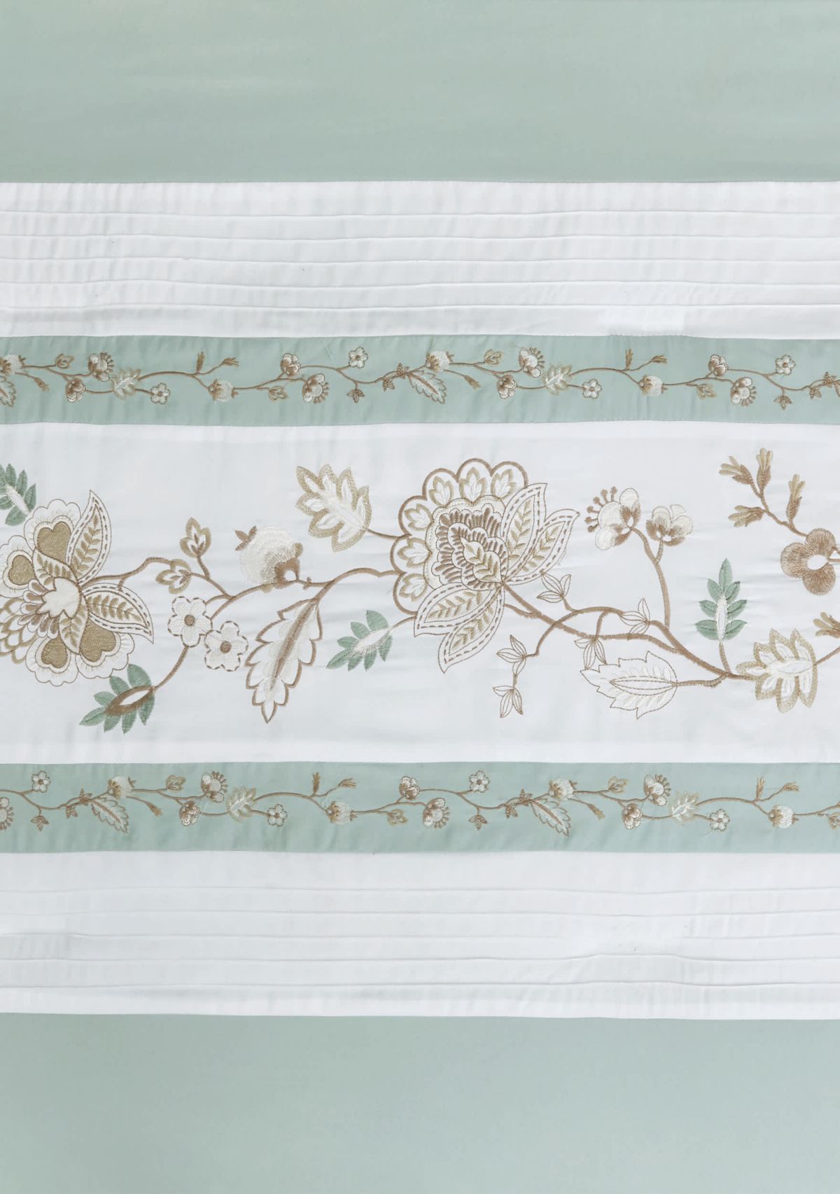 Spring Social 3pc. Comforter Set