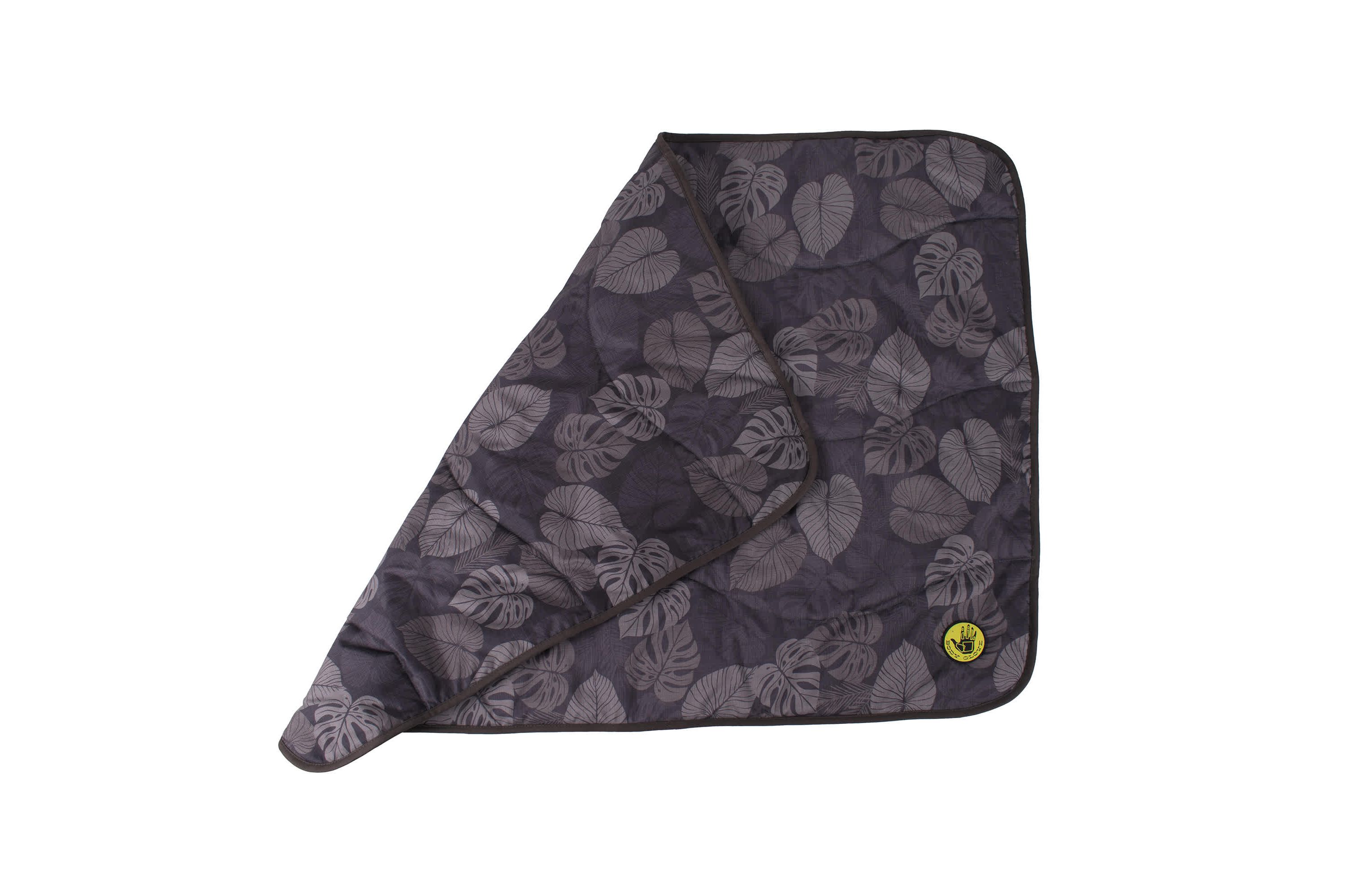 Body Glove Sun & Sand Waterproof Throw