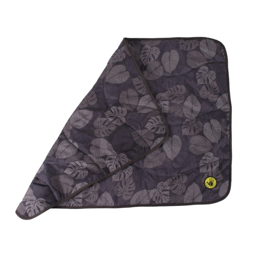Body Glove Sun & Sand Waterproof Throw