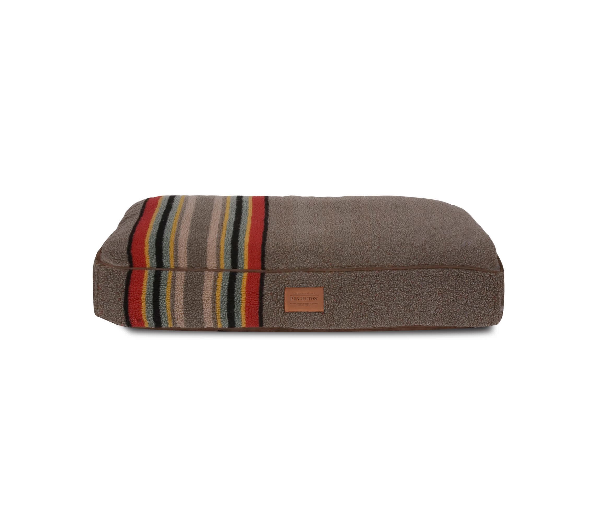 Pendleton Vintage Camp Pet Napper