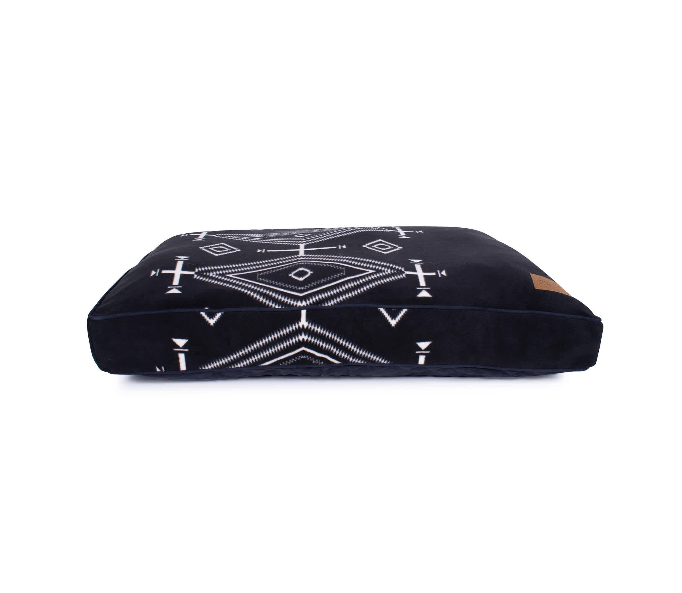 Pendleton Classic Pet Napper