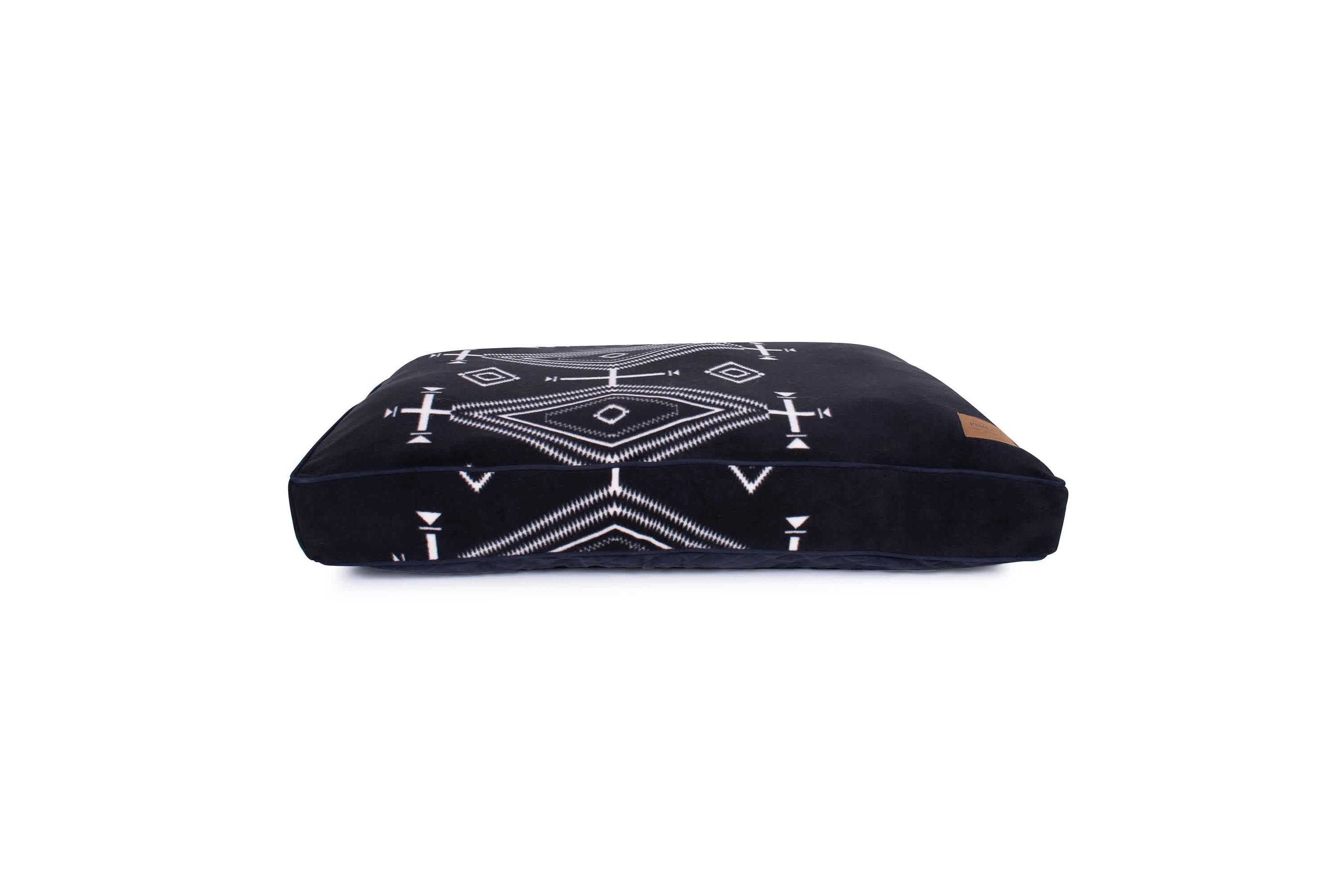 Pendleton Classic Pet Napper