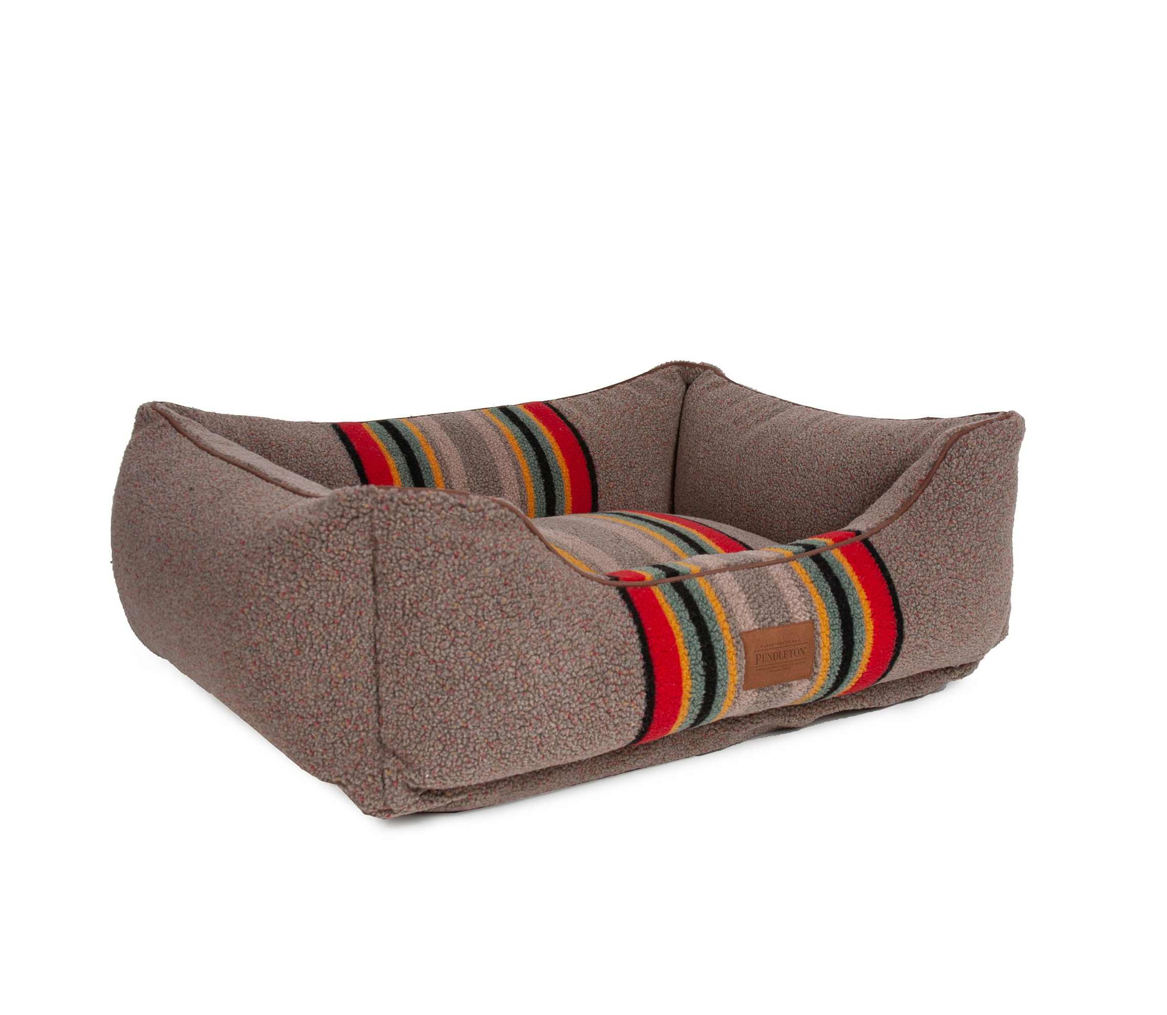 Pendleton Vintage Camp Kuddler