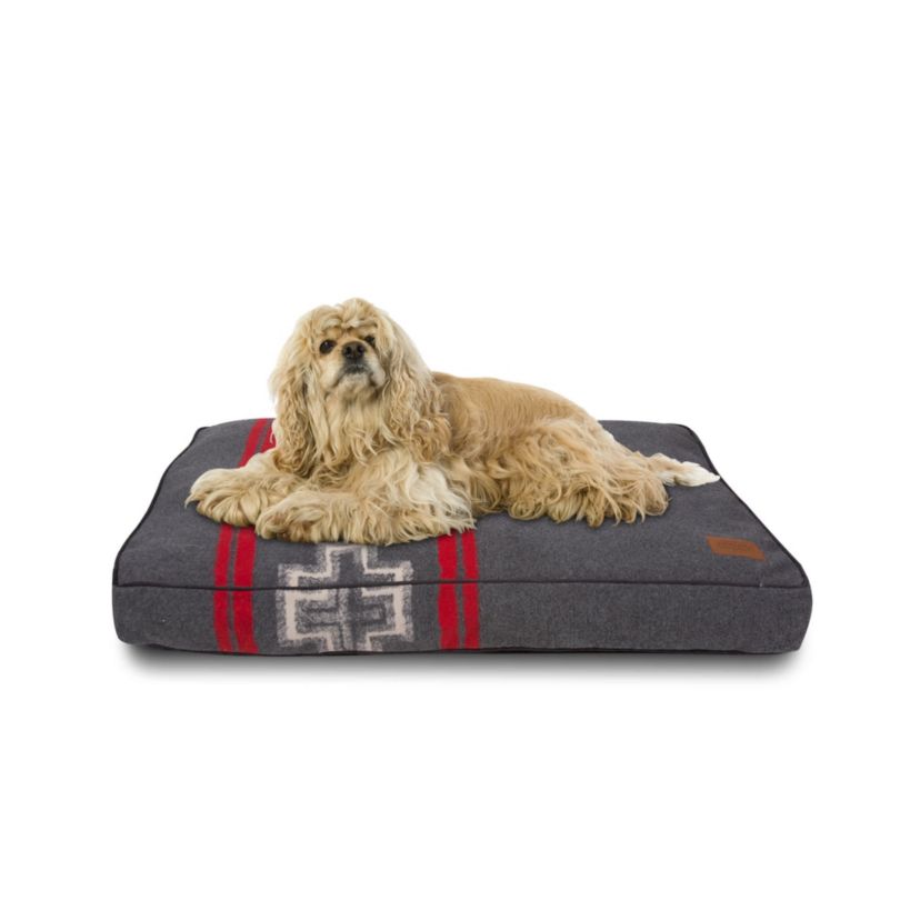 Pendleton San Miguel Pet Napper