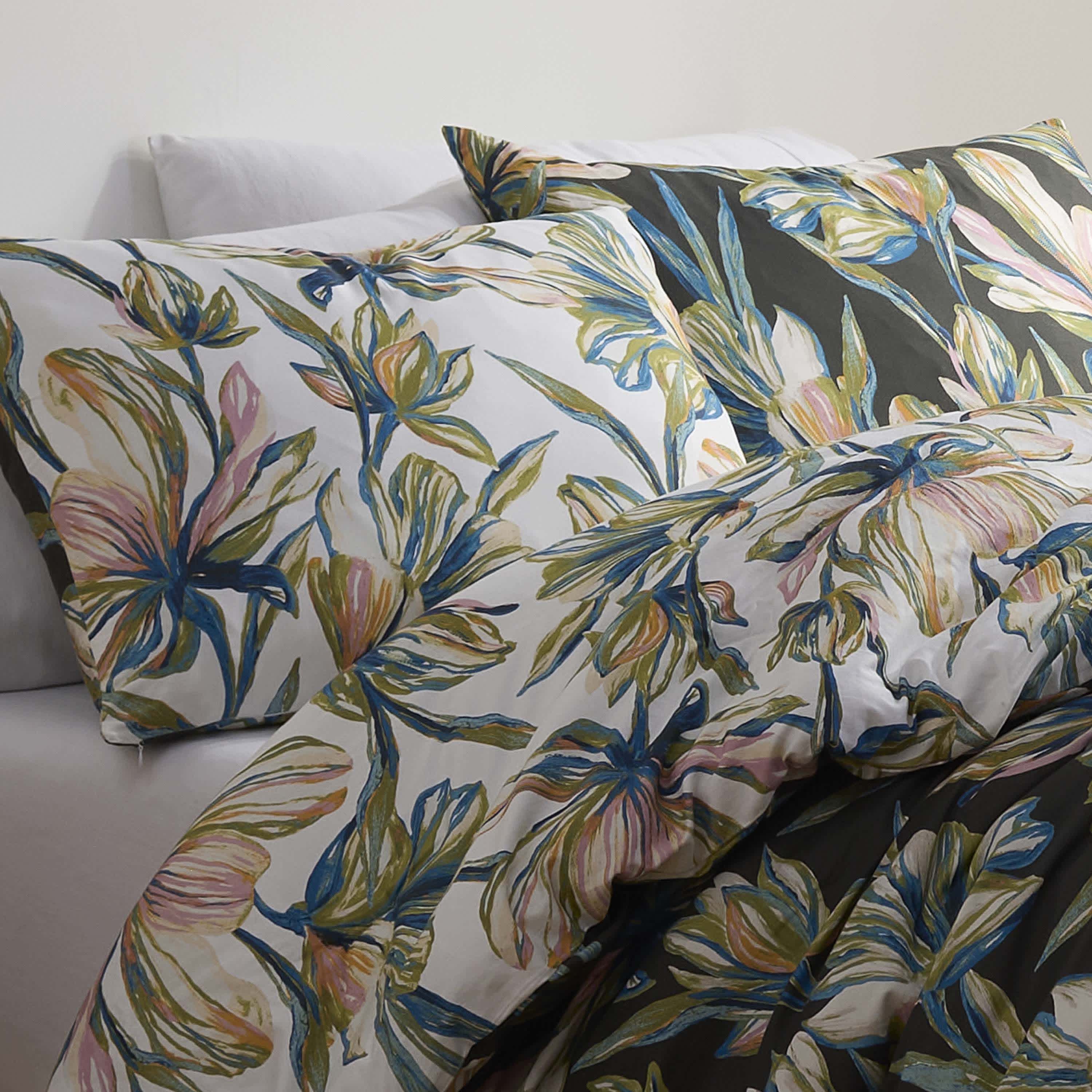 Lordes Comforter Set