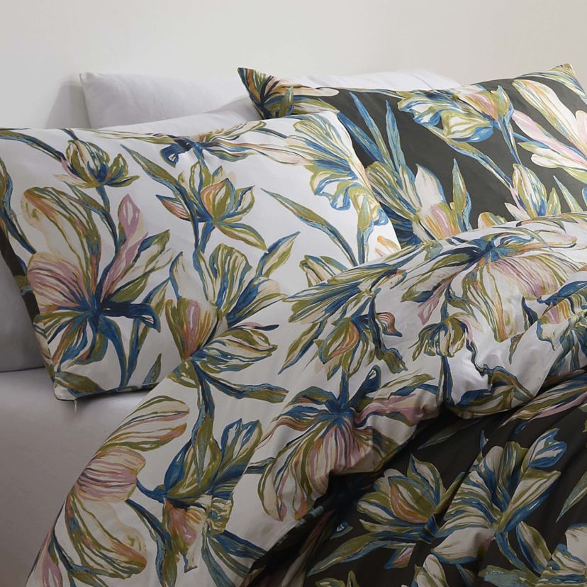 Lordes Comforter Set