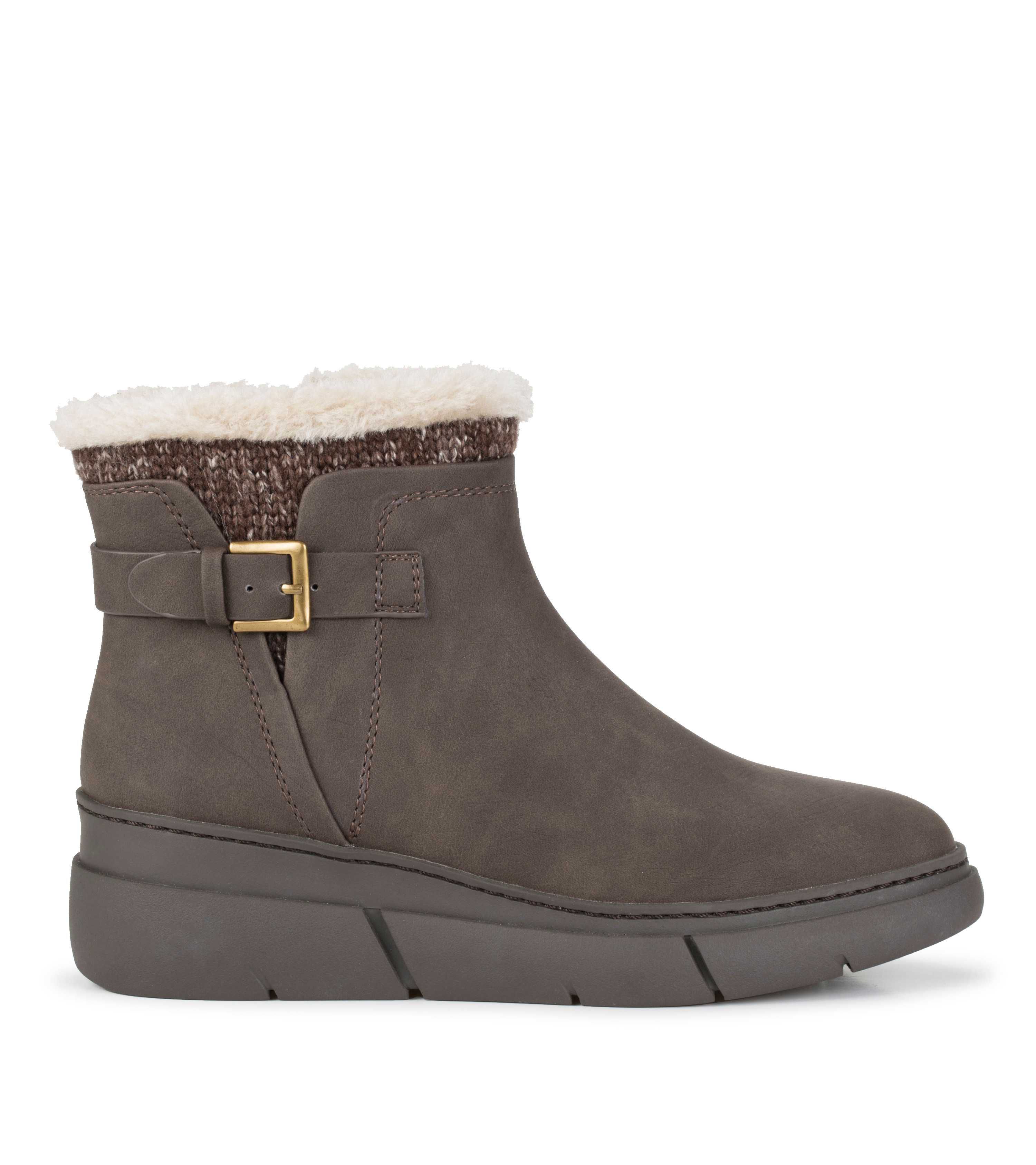 Baretraps Lanney Wedge Bootie