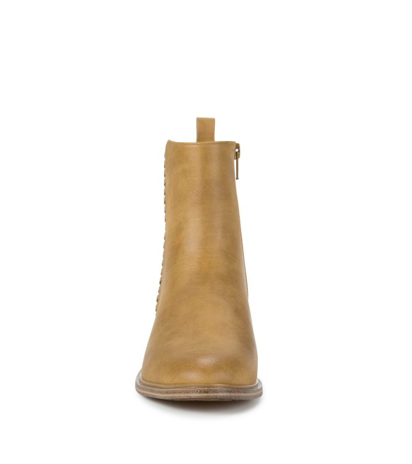 Baretraps Avana Block Heel Bootie