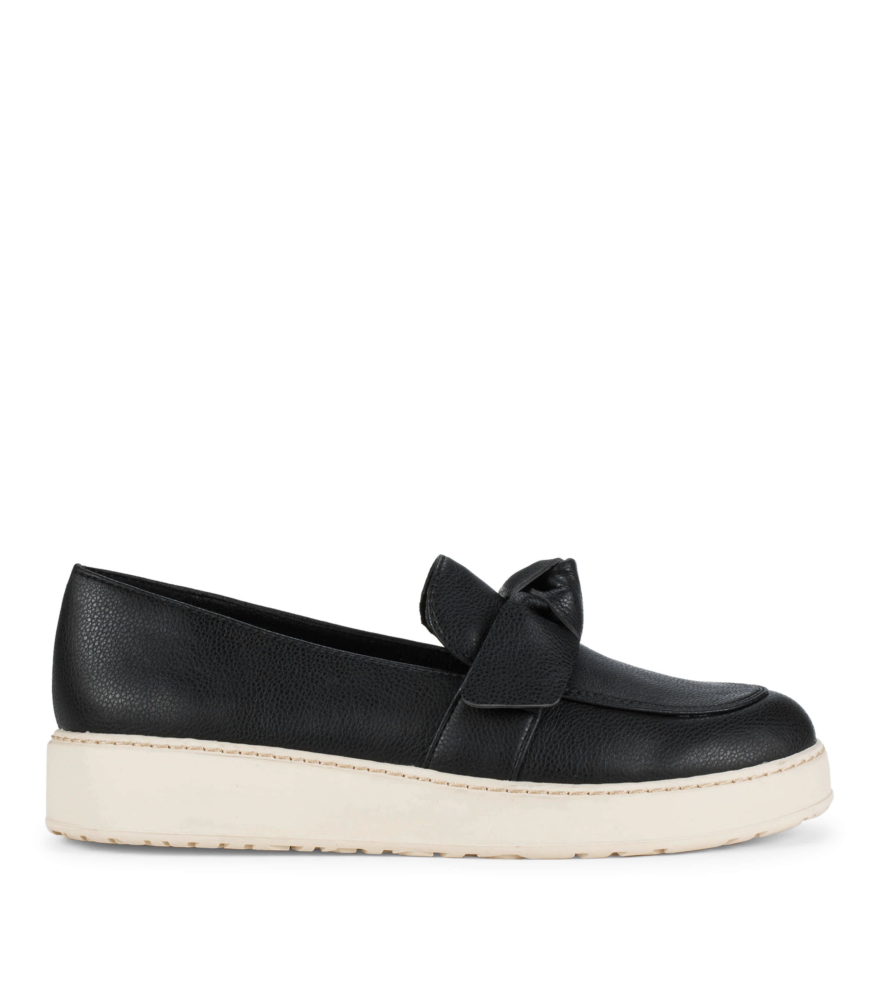 Baretraps Ferdana Moc Toe Slip On