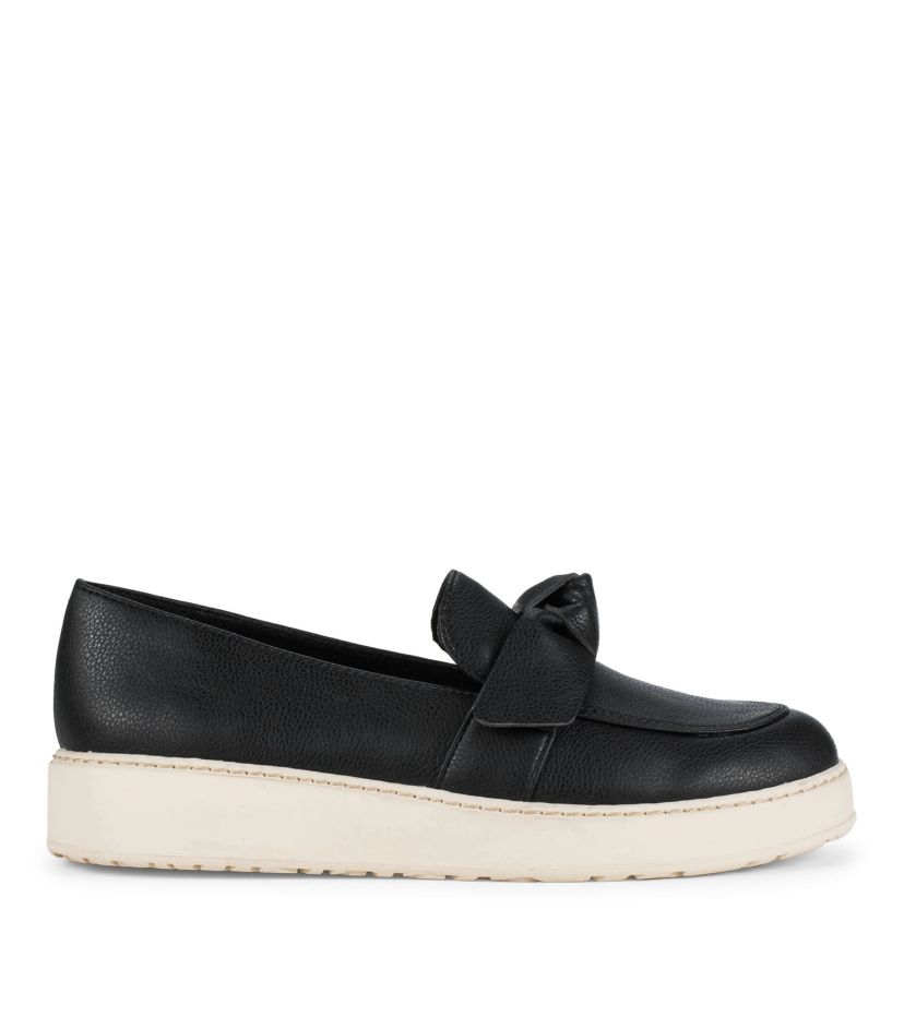 Baretraps Ferdana Moc Toe Slip On