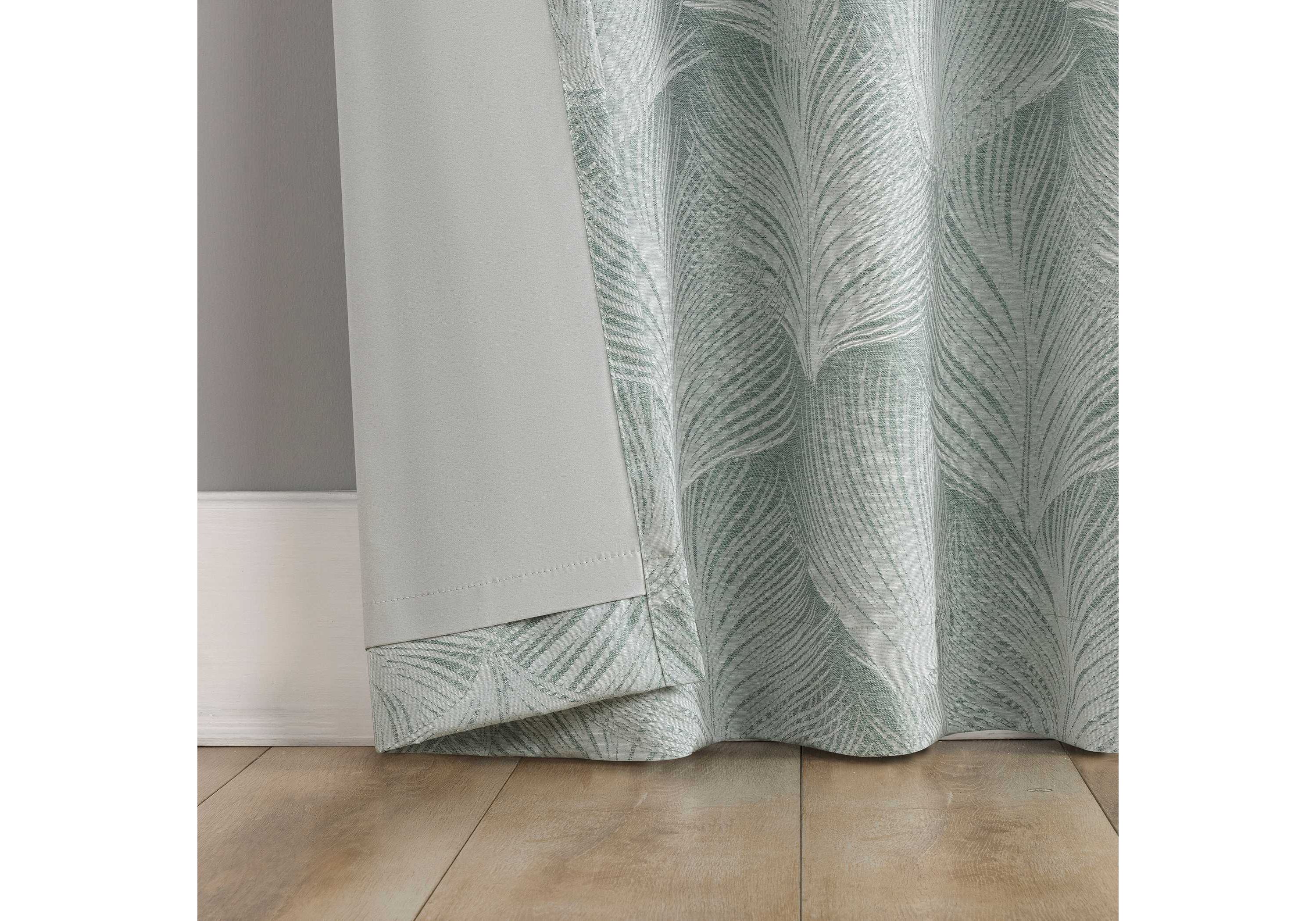 Coppa Leaf Motif Magnetic Closure 100% Blackout Back Tab Curtain Panel