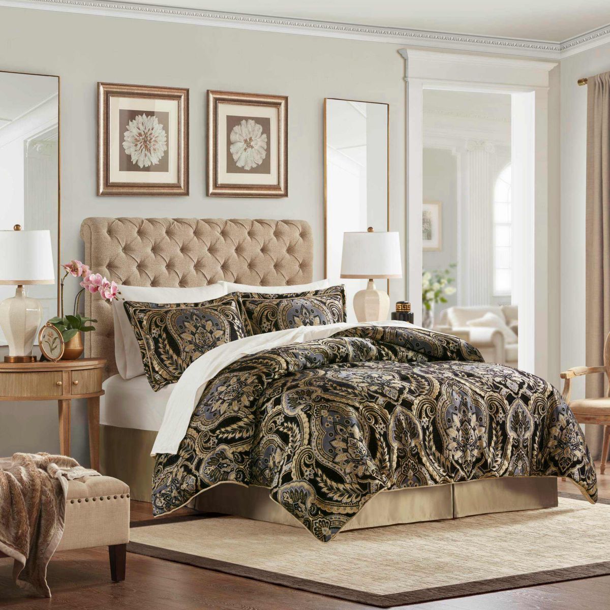 Julius Comforter Set