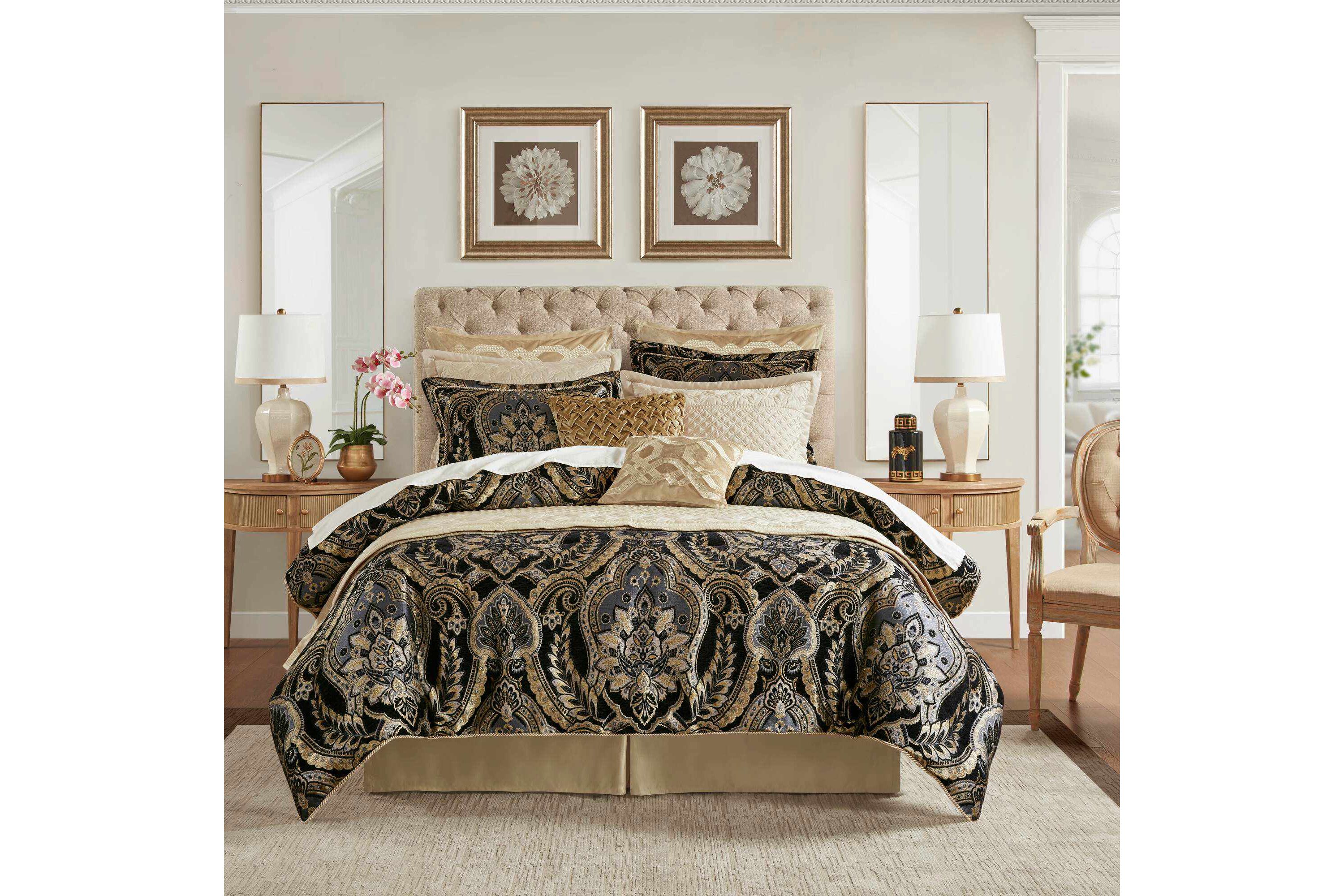 Julius Comforter Set