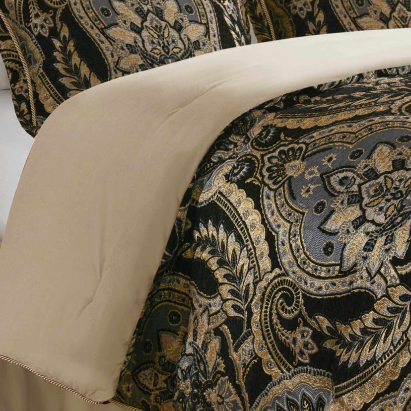 Julius Comforter Set