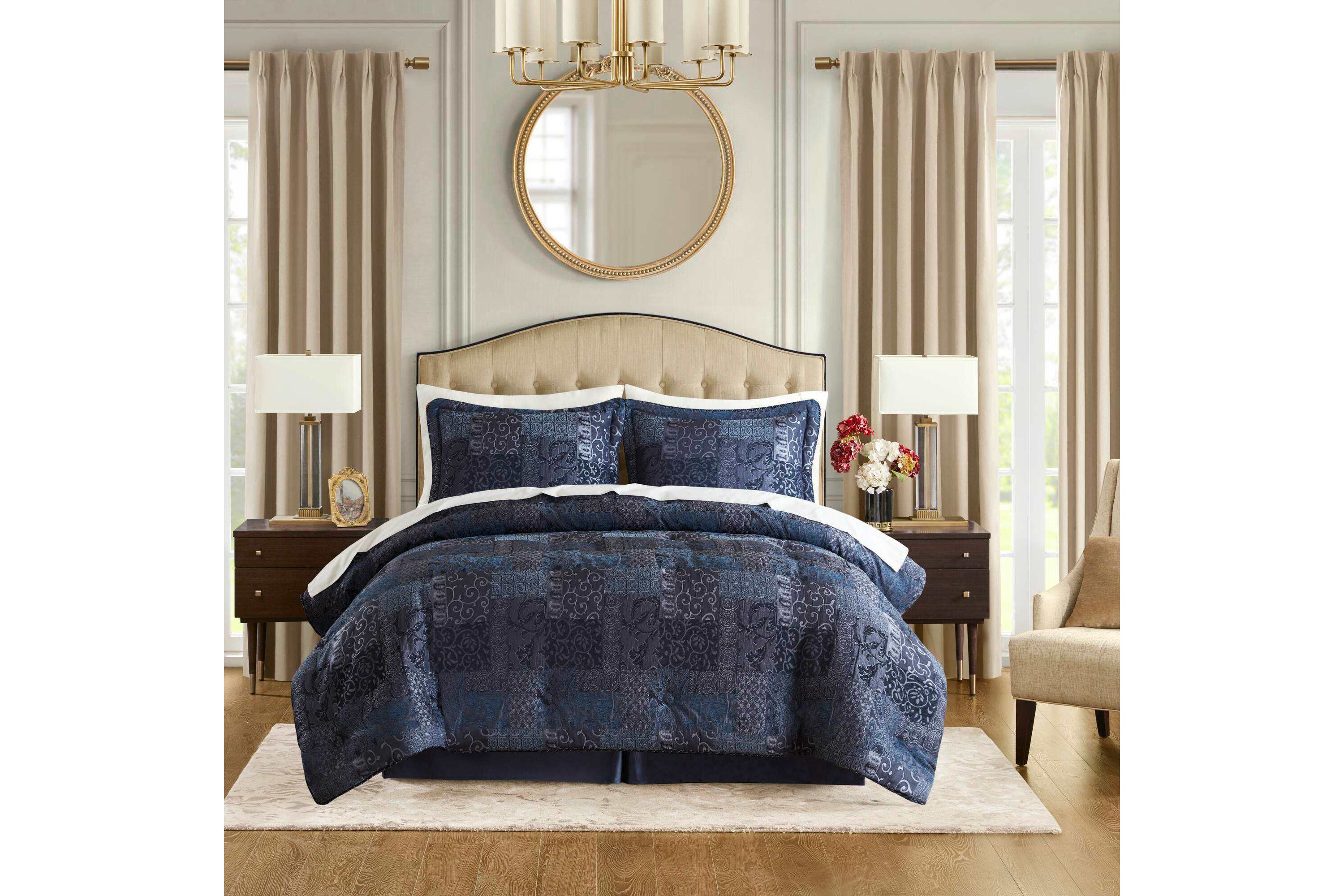 Galleria Comforter Set