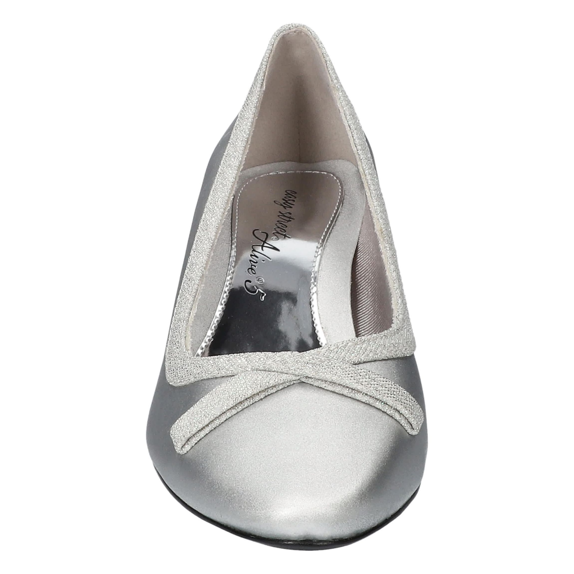 Kata Pumps