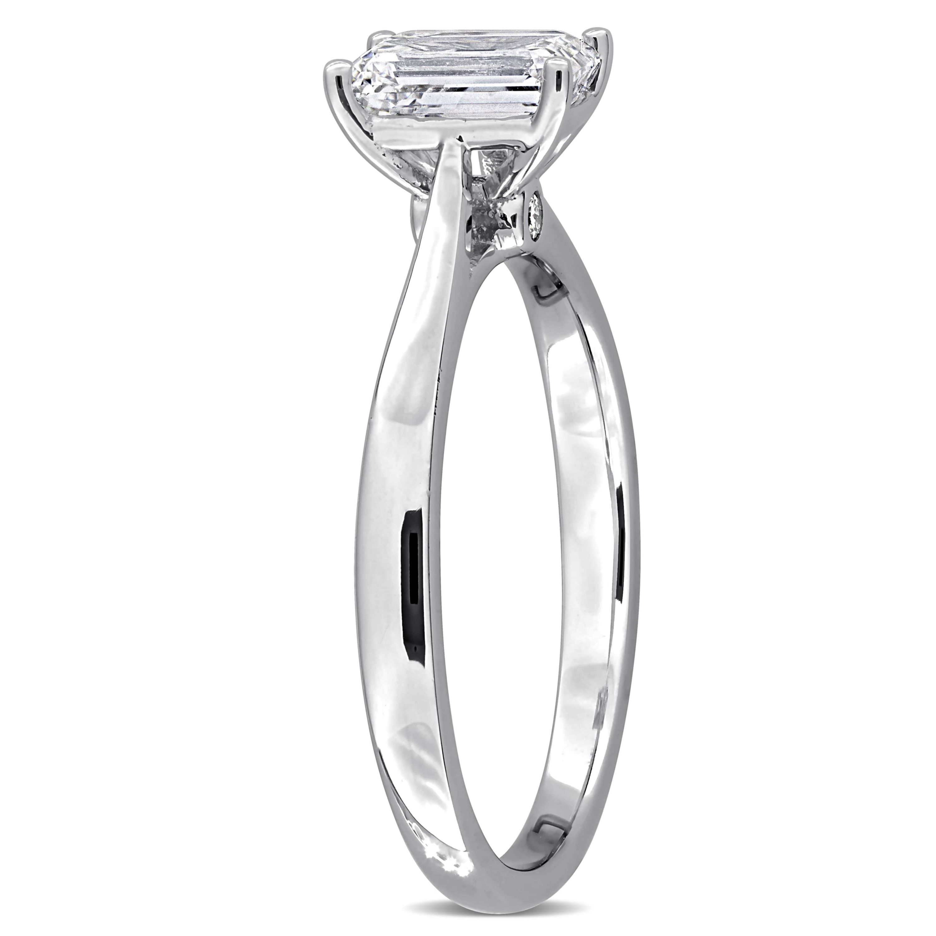 Lab Created Lab Grown Diamonds Ring in Sterling Silver