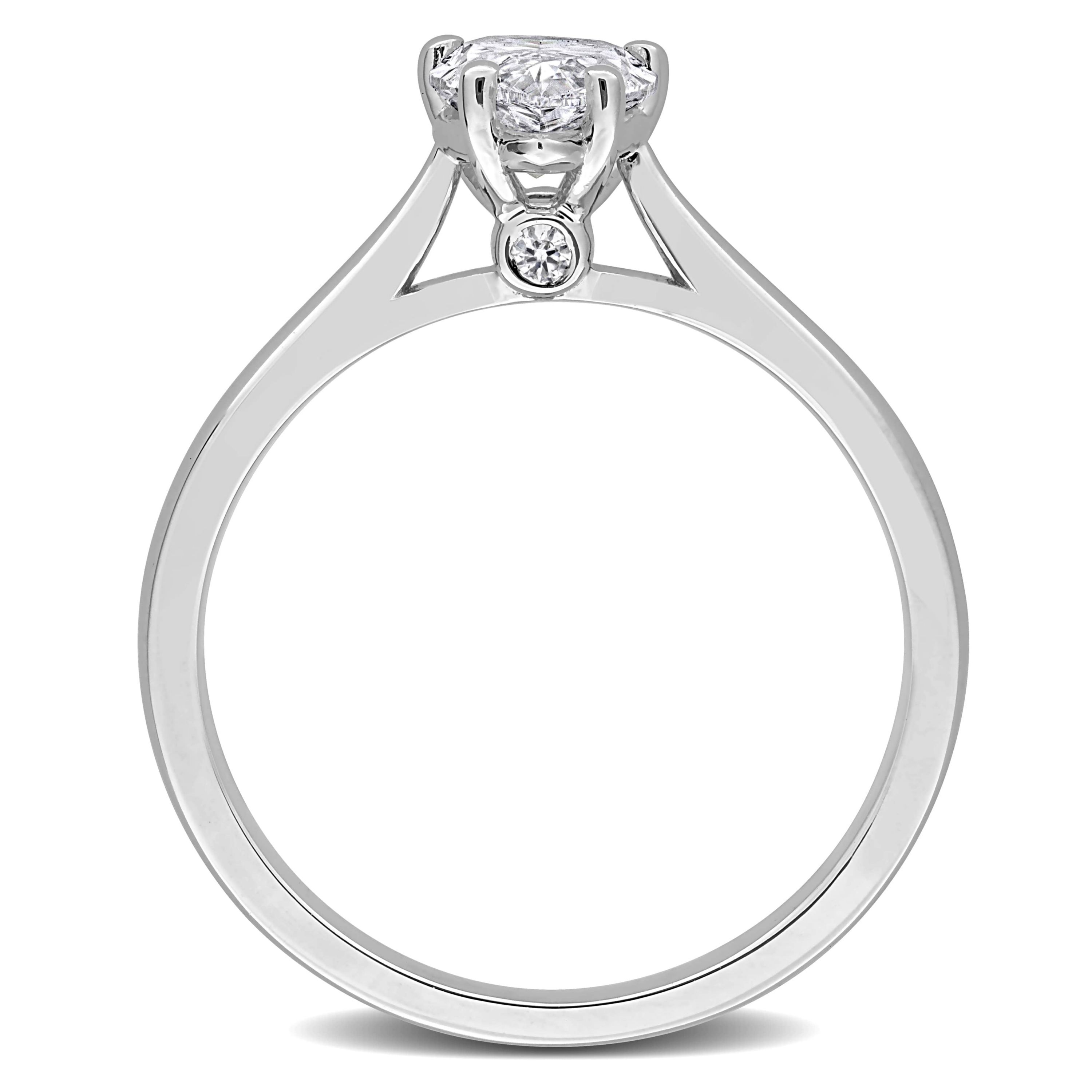Lab Created Lab Grown Diamonds Ring in Sterling Silver