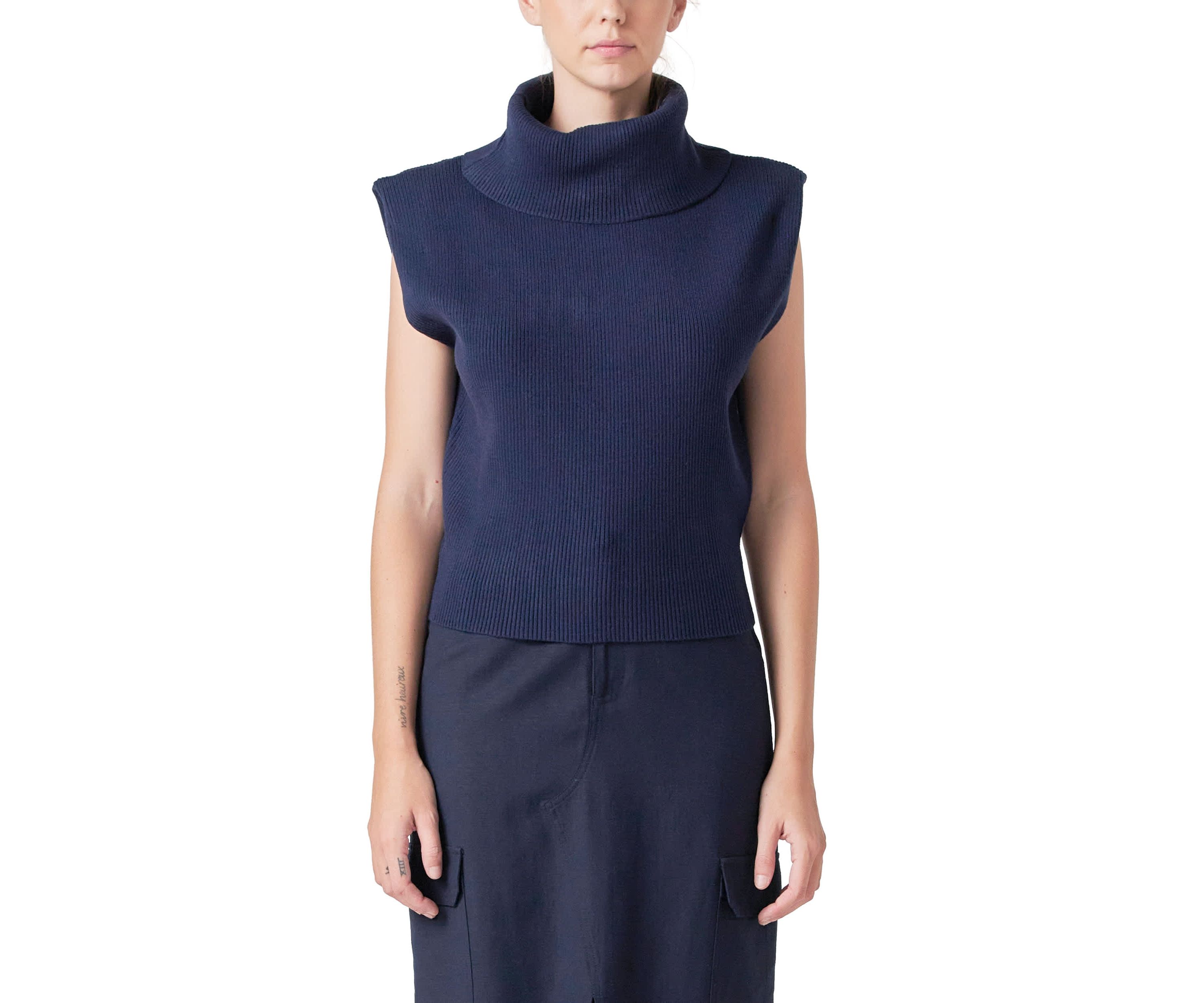 Turtleneck Sleeveless Sweater